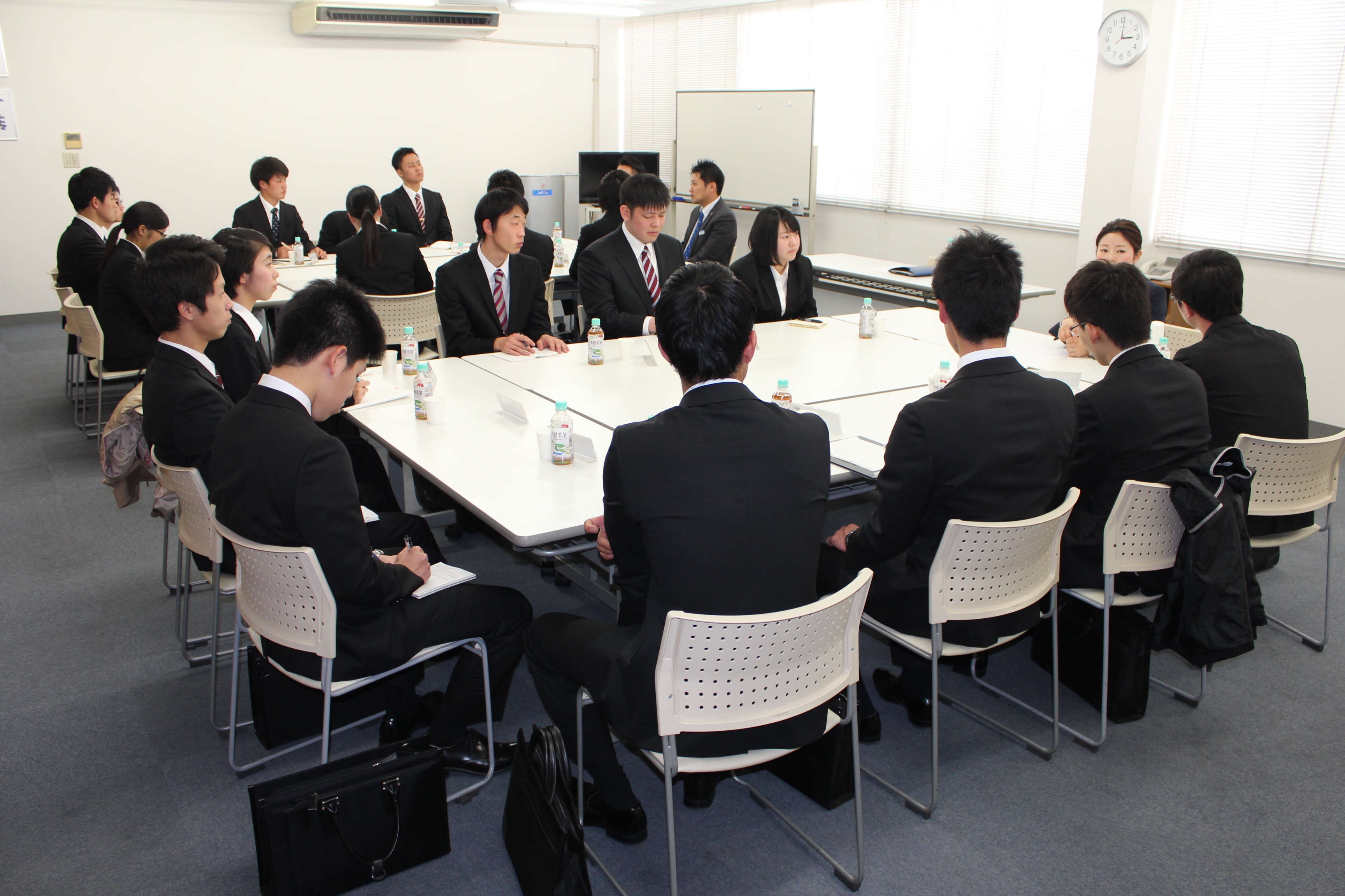 ★先輩座談会のご案内★